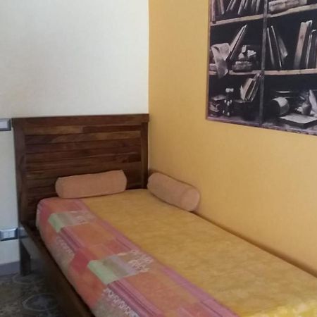 Casa Vacanze Costa 7 เชฟาลู ภายนอก รูปภาพ